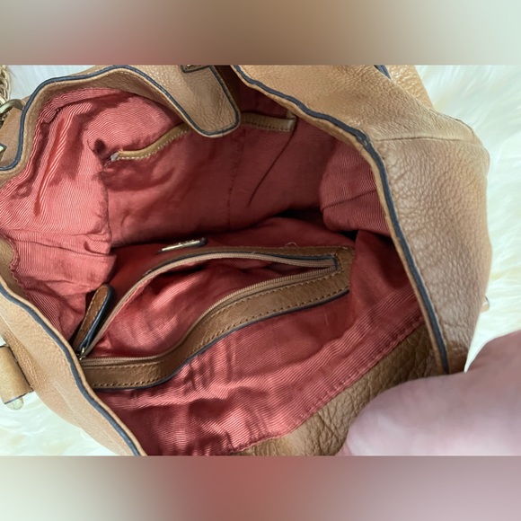 Guess Tan Leather Handbag - Picture 4 of 9